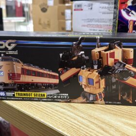 Takara Tomy Transformers MPG-05 Trainbot Seizan