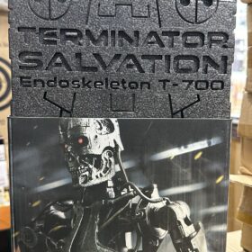 Hottoys MMS94 The Terminator T-700 T700 Salvation Endoskeleton