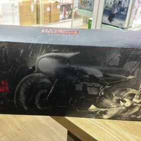 Hottoys MMS642 Batcycle Batman