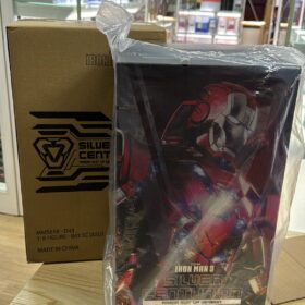 Hottoys MMS618 Ironman 3 Silver Centurion Armor Suit Up Version