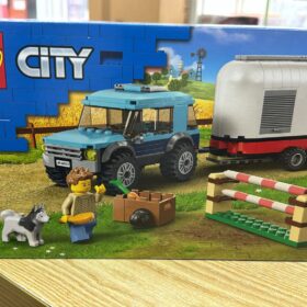 Lego City 60327 Horse Transporter