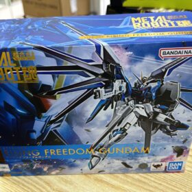 Bandai Metal Robot Rising Freedom Gundam