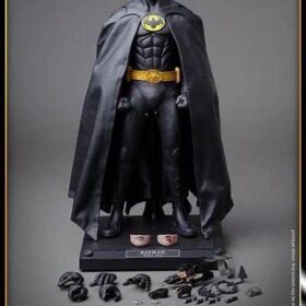 Hottoys DX09 The Batman Michael Keaton 1989