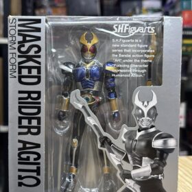 Bandai S.H.Figuarts Shf Masked Rider Agito Storm Form