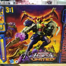 Takara Tomy Hasbro Transformers Legacy United Magmatron