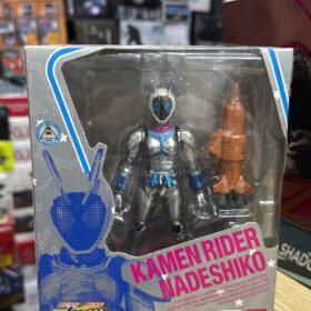 Bandai S.H.Figuarts Shf Kamen Rider Nadeshiko