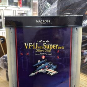 Yamato 1/60 VF-1J Whit Super Parts Hikaru Ichijo Type Macross