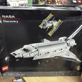 Lego 10283 NASA Space Shuttle Discovery