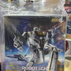 Threezero Robo Dou Robotech VF-1S Veritech Roy Fokker